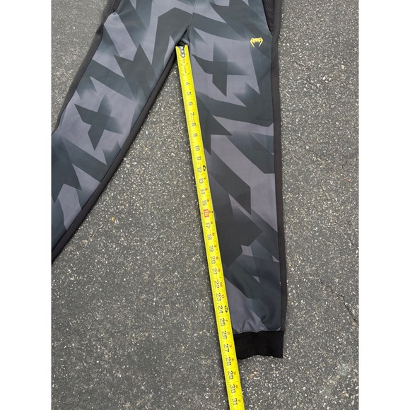 Venum Training Joggers Men's Medium Black Gray‎ Geometric Athletic Pants - Picture 5 of 9